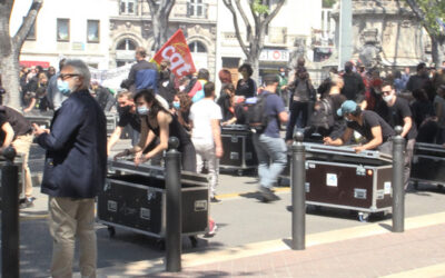 MOUCHE À OREILLE : Manifestation contre la réforme assurance chômage