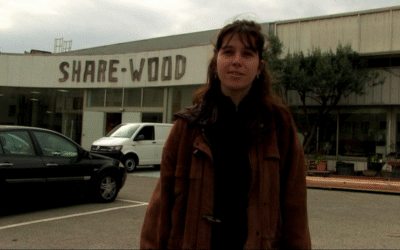 Portrait de Simon, menuisier à l’atelier Share-wood